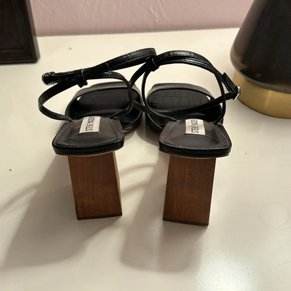 EUC Steve Madden Rozlyn Black Crocodile Size 9.5 - Picture 5 of 5